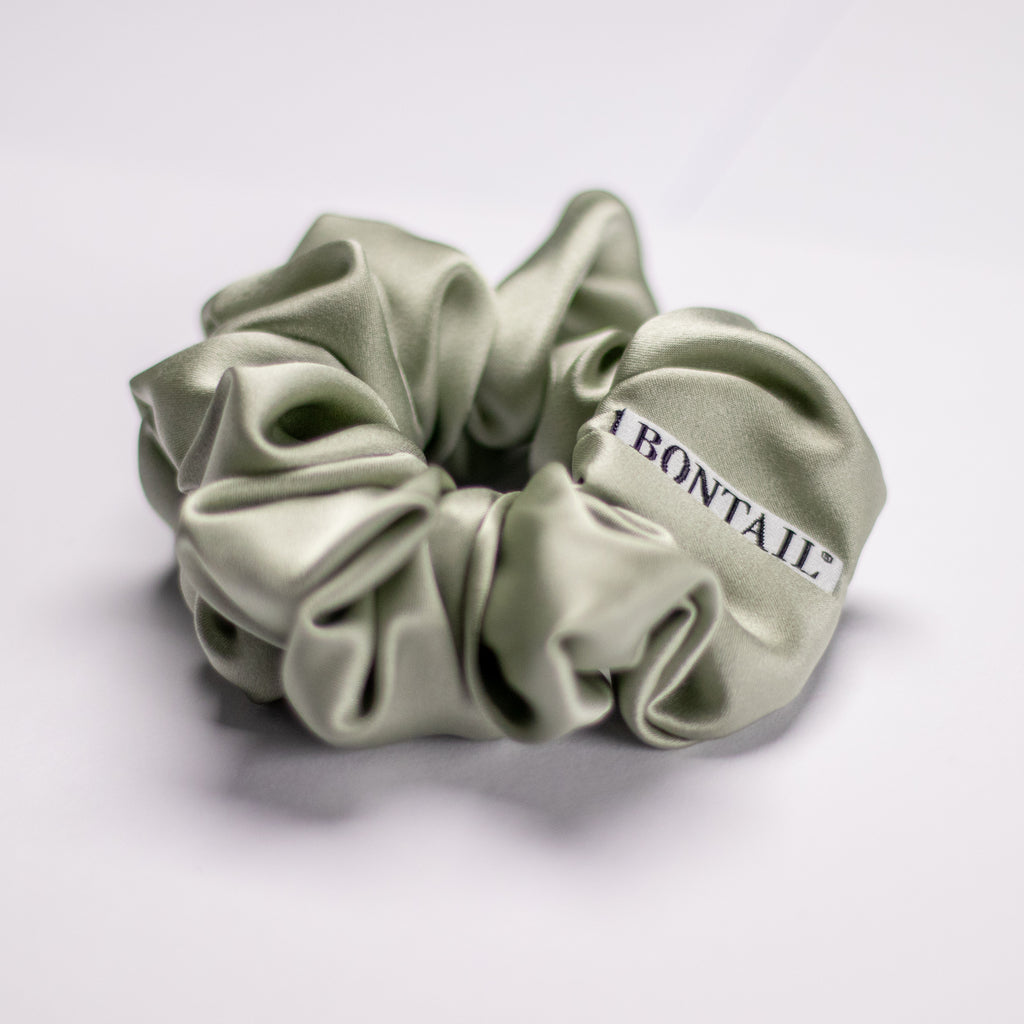 Sage silkkiscrunchie